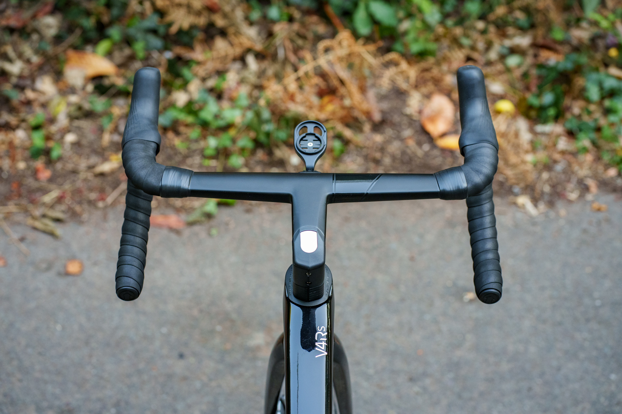 New Colnago V4RS Ultegra Dura Ace Di2 Disc Road Bike 510 Medium Carbon Wheels - Image 13