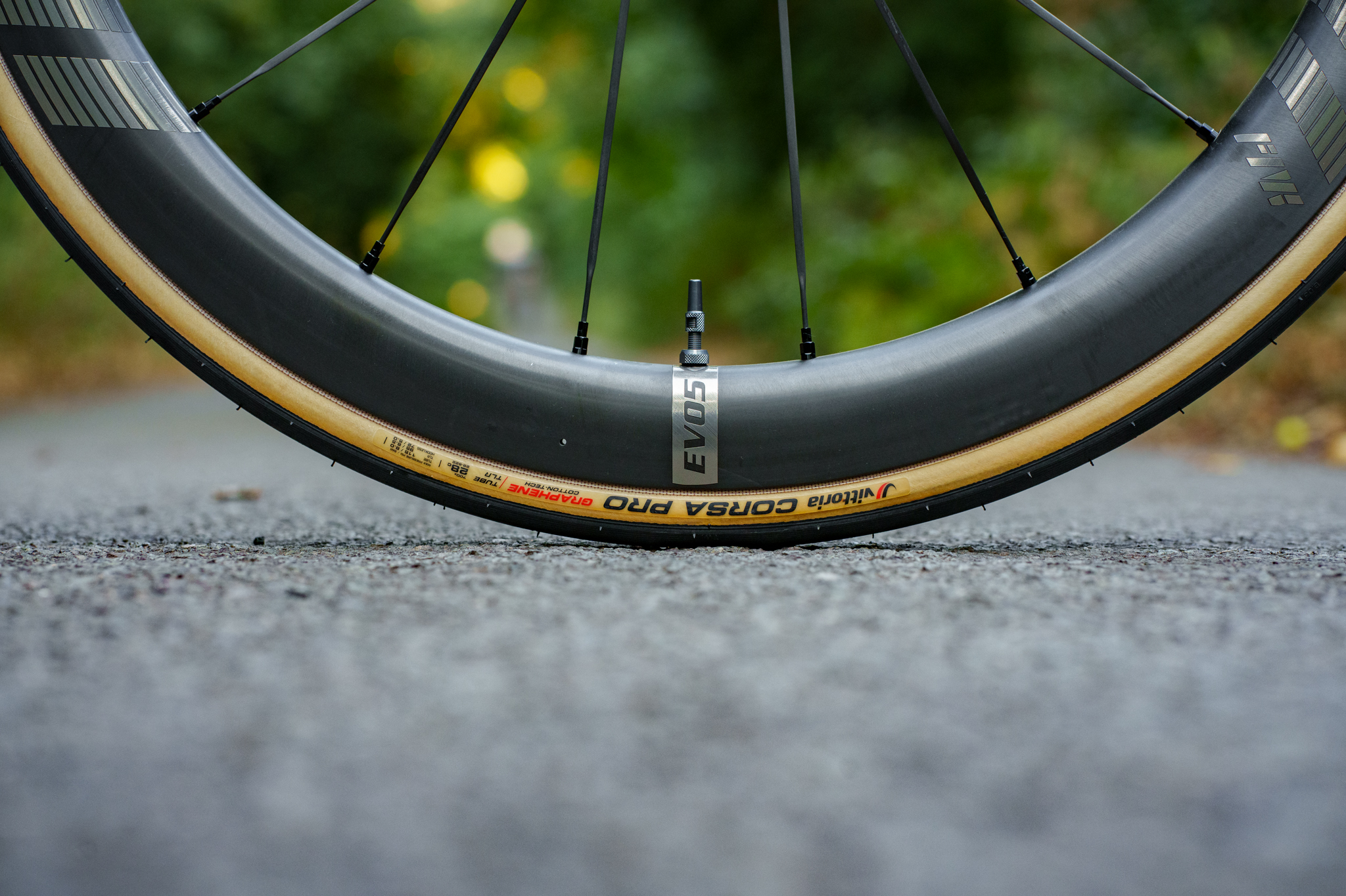 New Colnago V4RS Ultegra Dura Ace Di2 Disc Road Bike 510 Medium Carbon Wheels - Image 17