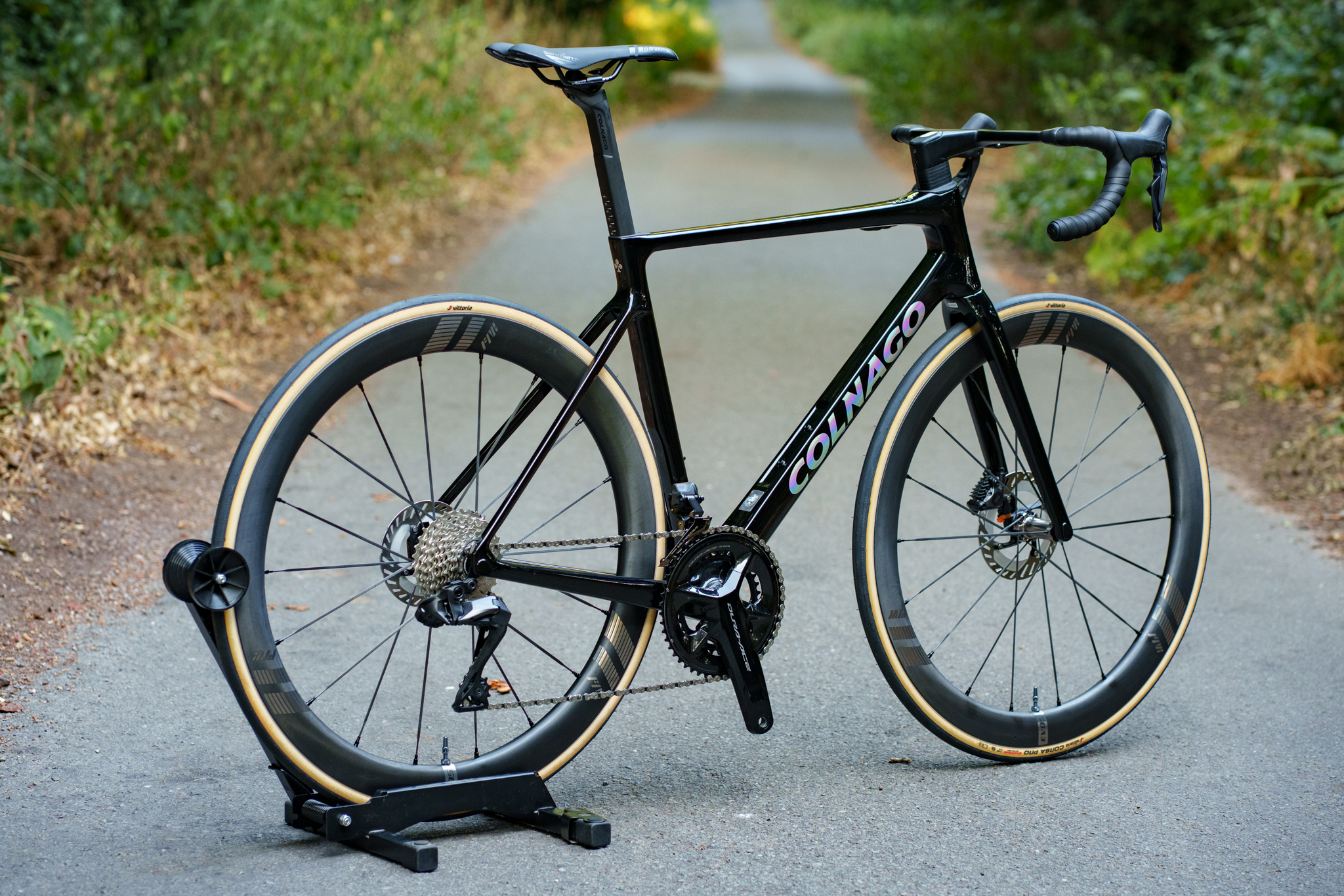 New Colnago V4RS Ultegra Dura Ace Di2 Disc Road Bike 510 Medium Carbon Wheels - Image 4