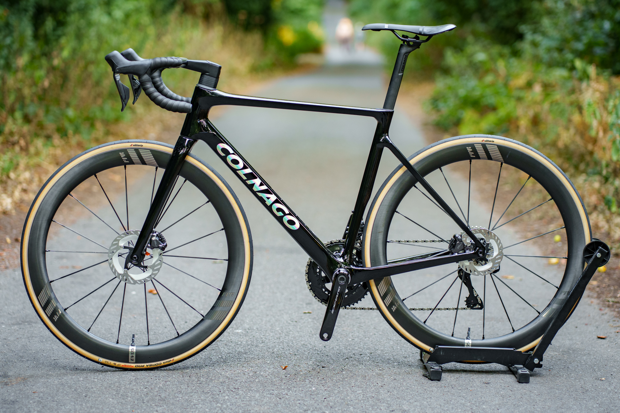 New Colnago V4RS Ultegra Dura Ace Di2 Disc Road Bike 510 Medium Carbon Wheels - Image 5