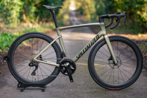 Specialized Tarmac SL7 105 Di2 Disc Carbon Road Bike 56cm Large Carbon Wheels